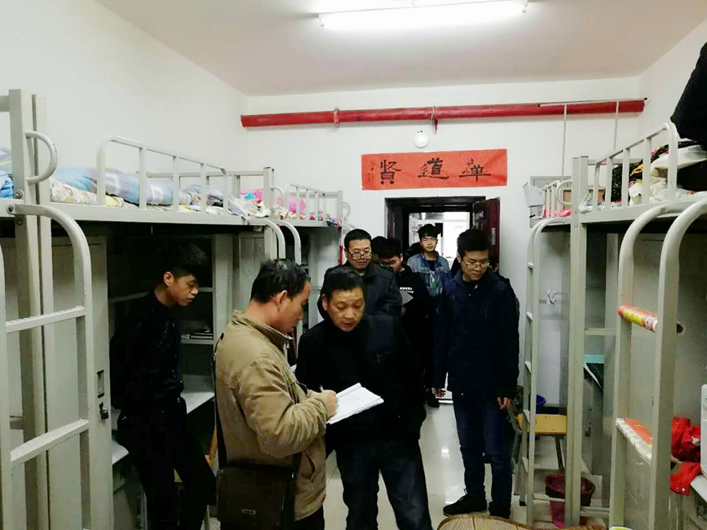农学院开展宿舍安全卫生大检查-渭南职业技术学院